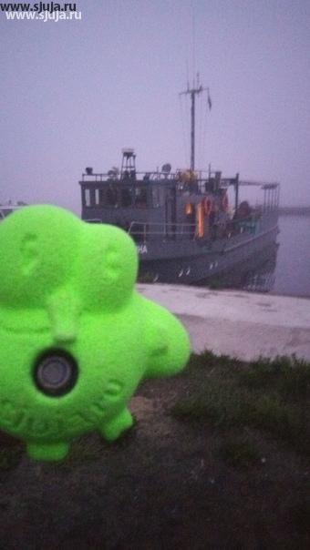 Итак сегодня Жужа готовится к выходу в Ладожское озеро, так как завтра будет погружение на Ладоге. Выходим с Приозерска, Идём в сторону шхер, в сторону Валаама. на завтра у нас по плану погружения на 30 м а в воскресенье на 45-м. Думаю что мы снимем видео о том как же уже погружалась на данную глубину в Ладоге, будет Думаю интересно, а если будет ещё и красиво то это будет в двое круче. в данный момент стоит такой туман Что не видно вообще ничего но с одной стороны есть некая такая романтик атмосфера #атрина #дайвинг #погружение #ладога #зацепы #выхолные #август #дайв #впорту #туман #корабль #круто #прекрасныйдень #каникулы #тур #новыеэмоции #я #новыеощущения #путешественники #приключения #таккруто #путь #фотодня #путешествия #туризм #туристы #плывем #автостоп #круиз #лечу #безграниц #выходные #природа #отдыхаемхорошо